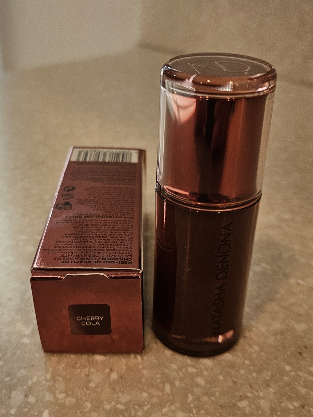Natasha Denona Cherry Cola Liquid Lipstick - Lip Balm Gloss